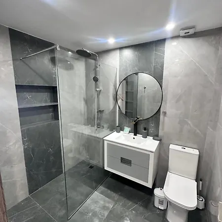 Апартаменты Near Finikoudes 1 *