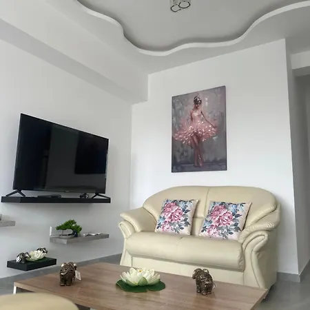 Near Finikoudes 1 * Larnaca