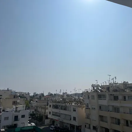 Apartment Near Finikoudes 1 *