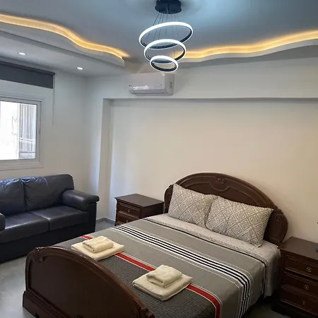 Near Finikoudes 1 Apartment Larnaca